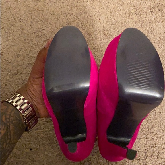 London Trash Platform Pumps - Picture 4 of 5